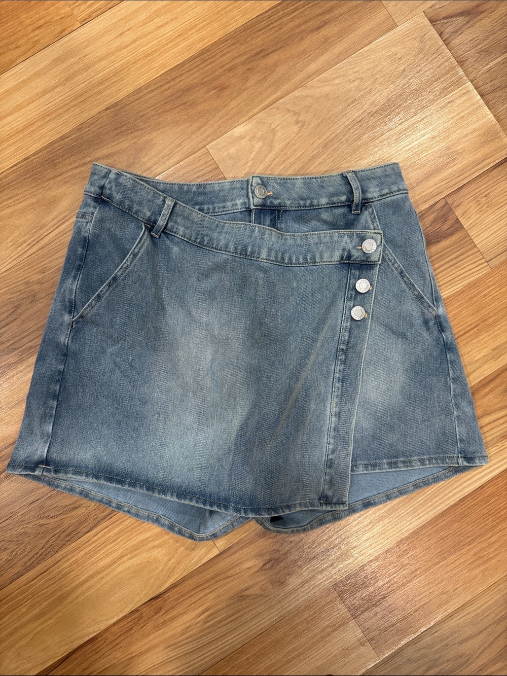 HALARA Light Blue Denim Wrap Skort